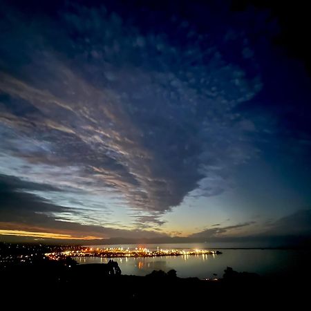 Twin Peaks Luxury Sea View Villa Нелсън Екстериор снимка