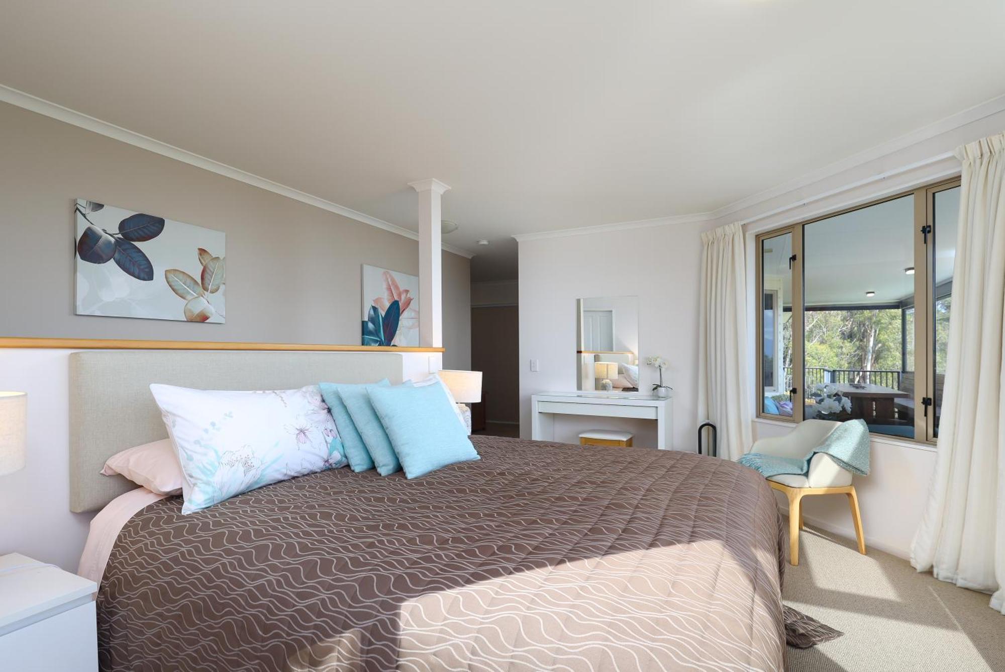 Twin Peaks Luxury Sea View Villa Нелсън Екстериор снимка